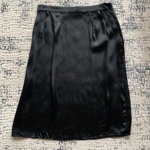 Lanvin black silk/viscose size size 38 (US 4) pencil skirt. Made in France.